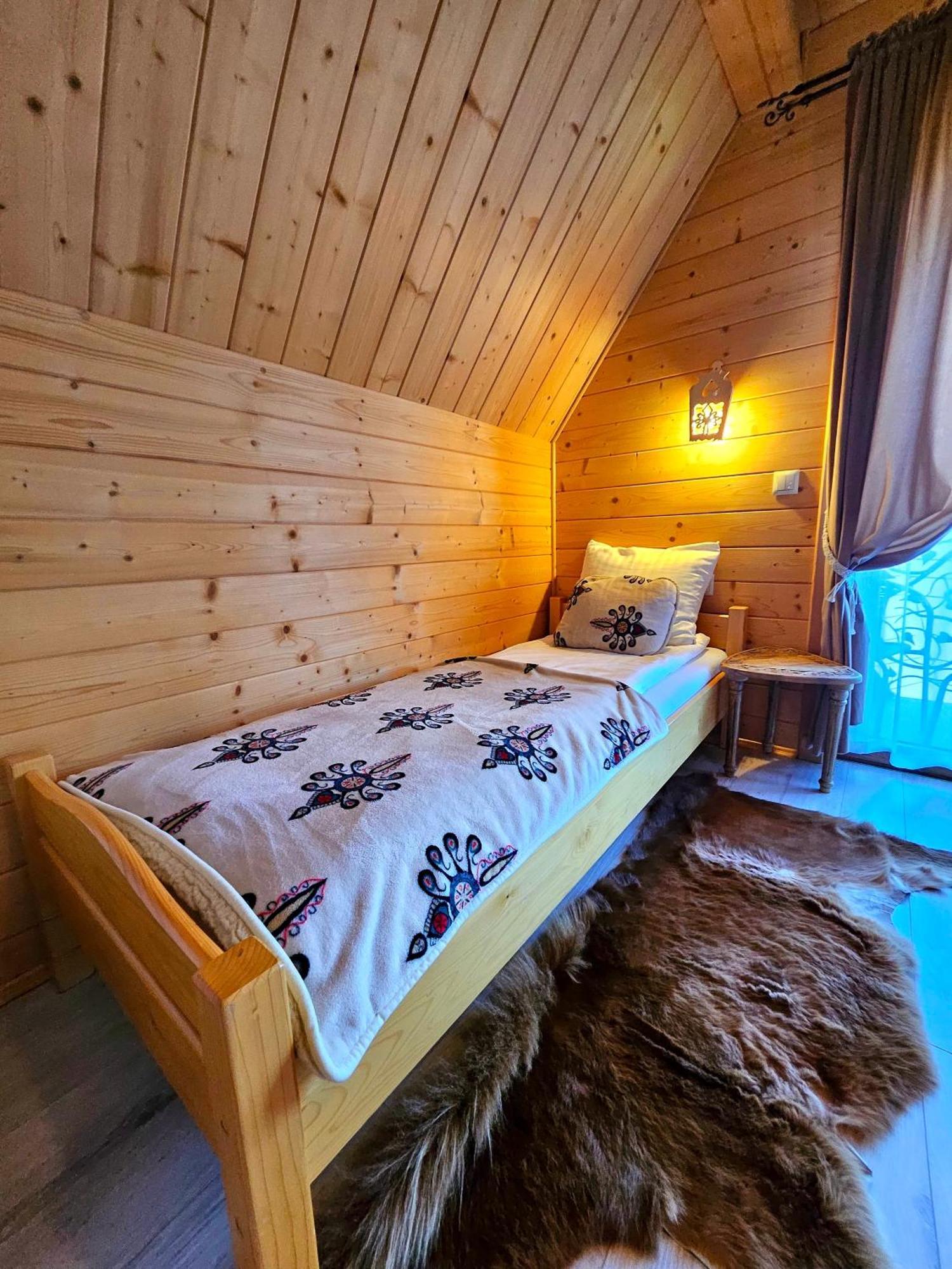 Goralska Chatka 3 Highland Cottage - Jacuzzi, Sauna, Split Ac, Private Parking, Mountains View Zakopane Exterior photo