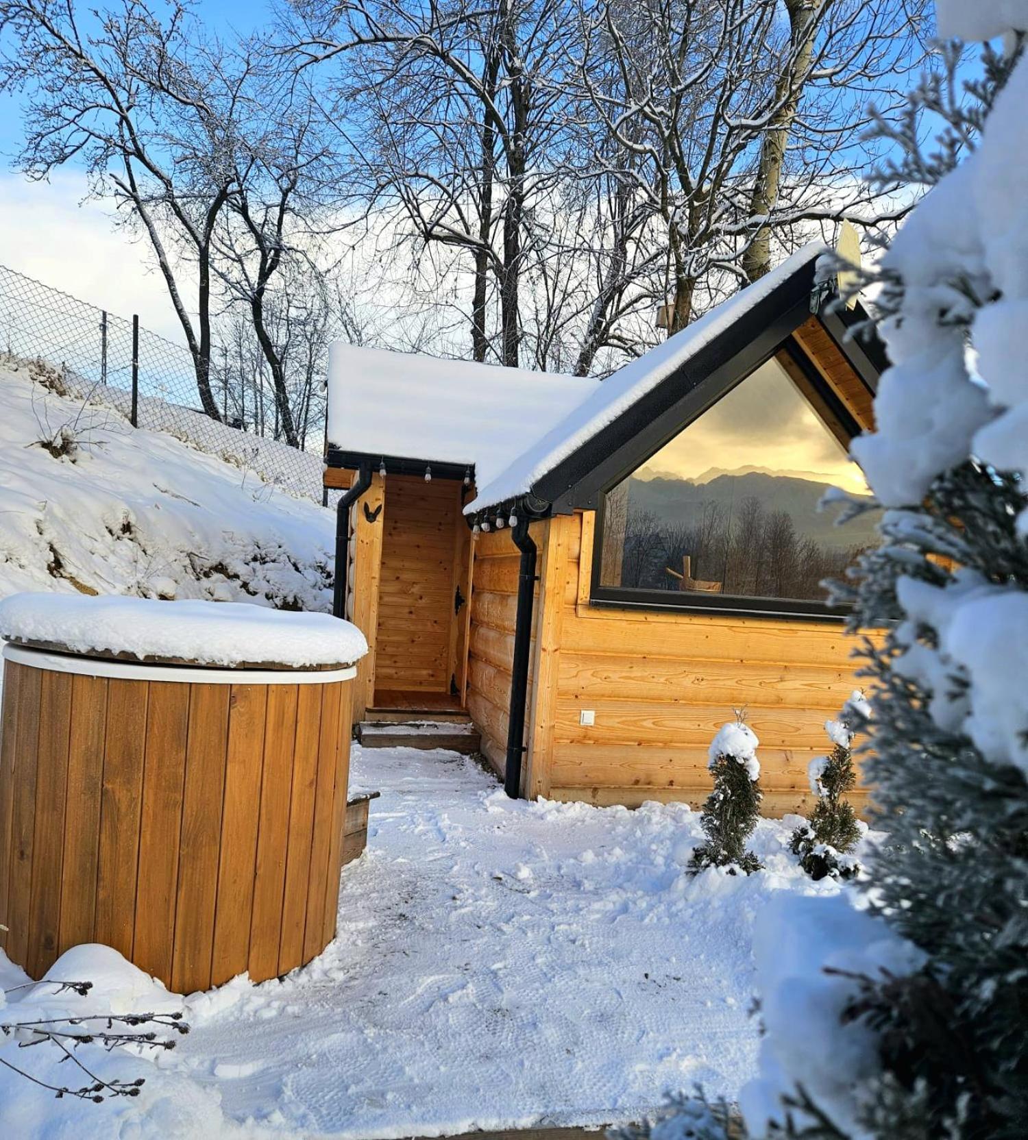Goralska Chatka 3 Highland Cottage - Jacuzzi, Sauna, Split Ac, Private Parking, Mountains View Zakopane Exterior photo